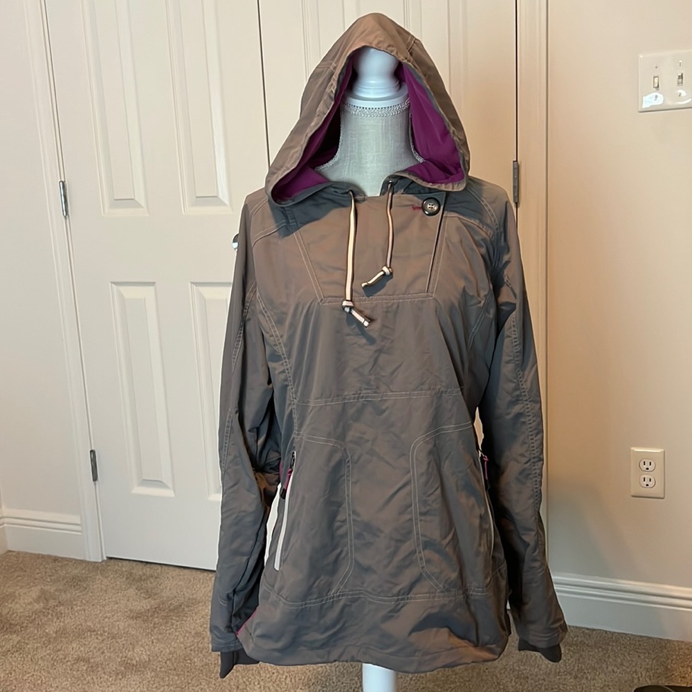 Cabela’s Womens Pullover | Grey with Pink accents | Size Medium